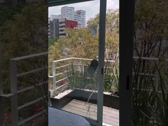 Robot Limpiador de Ventanas Dual Water Spray 400 Minutos de Tiempo de Trabajo con Control Remoto